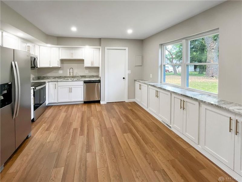 7548 Katy Drive, Miami Township, OH 45459 Photo 9