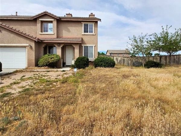 13532 sage, Hesperia, CA 92344