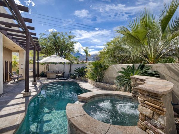 53740 Avenida Navarro, La Quinta, CA 92253