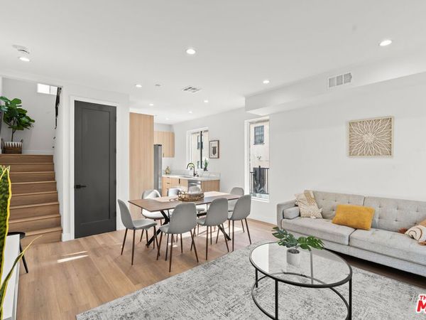 234 1/2 S Carondelet Street, Los Angeles, CA 90057