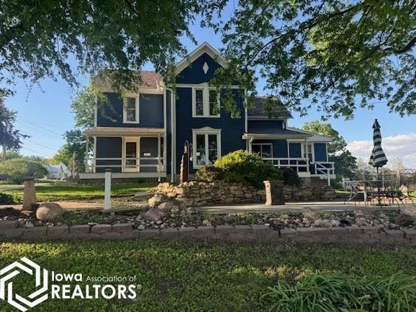 707 State Street, Bedford, IA 50833