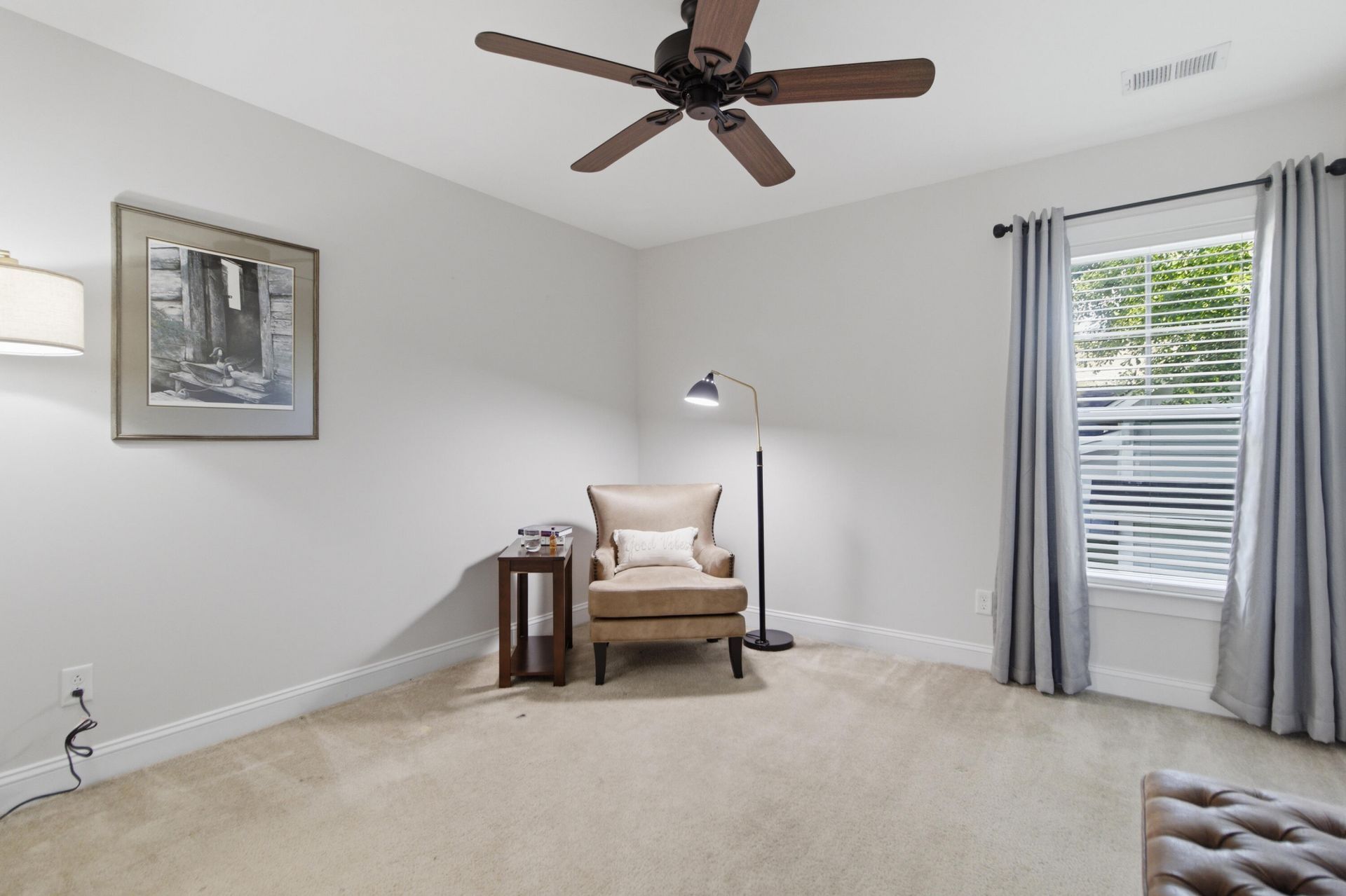 112 Wrigley Boulevard Photo 44