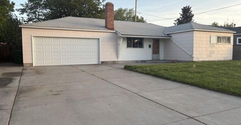 1265 Upton Way, Sparks, NV 89431 Photo
