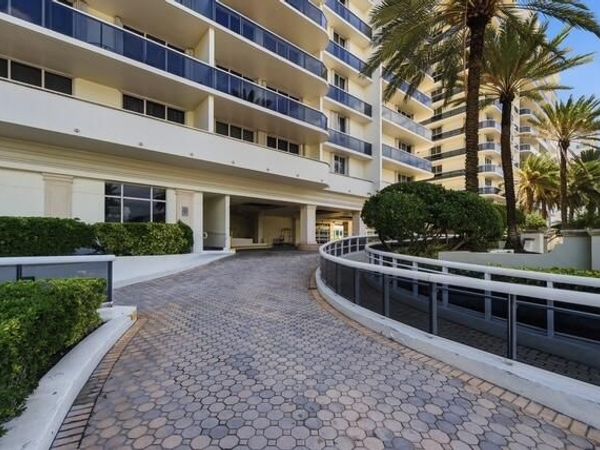 9595 Collins Avenue, Unit N3-f, Surfside, FL 33154