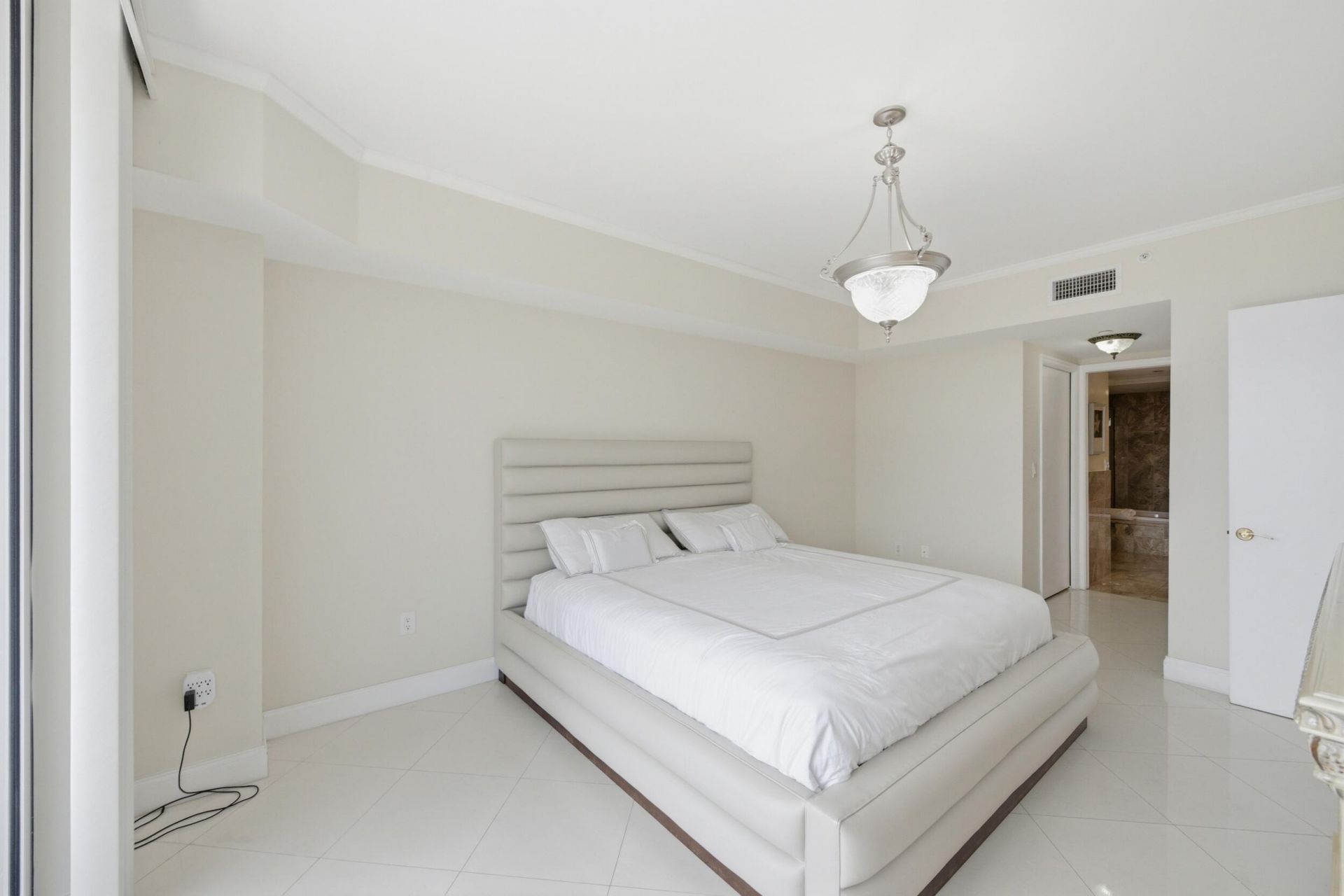 9595 Collins Avenue, Unit N3-f, Surfside, FL 33154 Photo