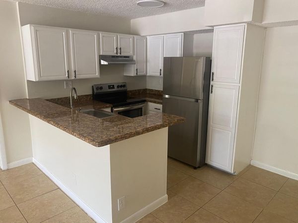 601 Lyons Road, Unit 7105, Coconut Creek, FL 33063