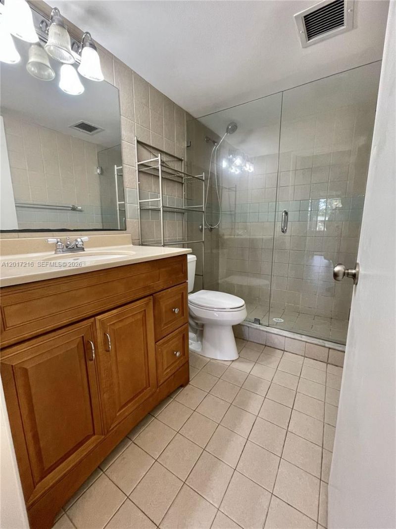 2751 Taft St , Unit 107, Hollywood, FL 33020 Photo