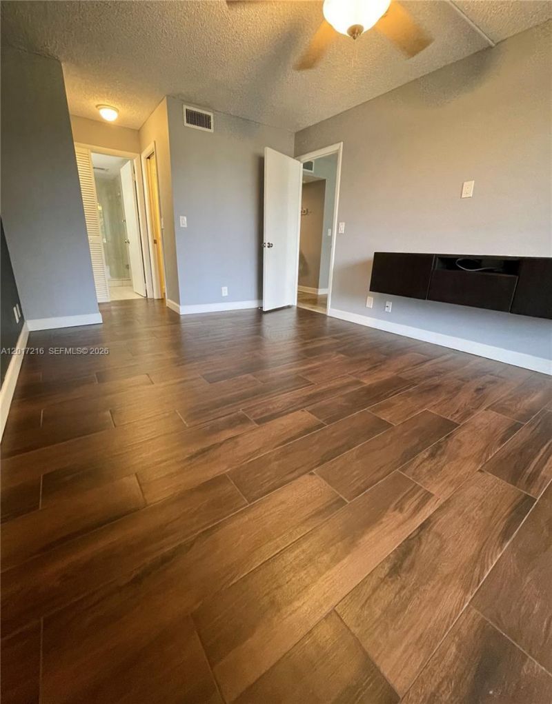 2751 Taft St , Unit 107, Hollywood, FL 33020 Photo