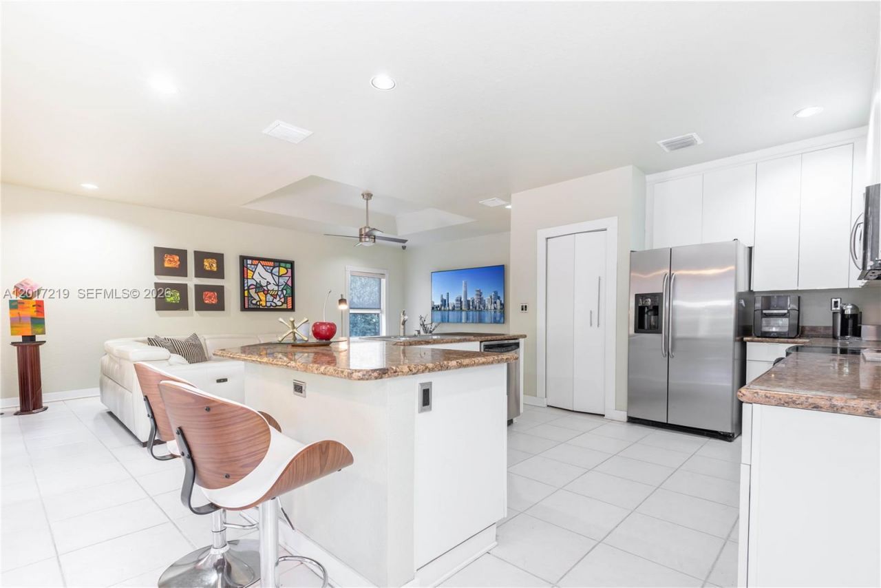 10773 NW 73rd Ter , Doral, FL 33178 Photo