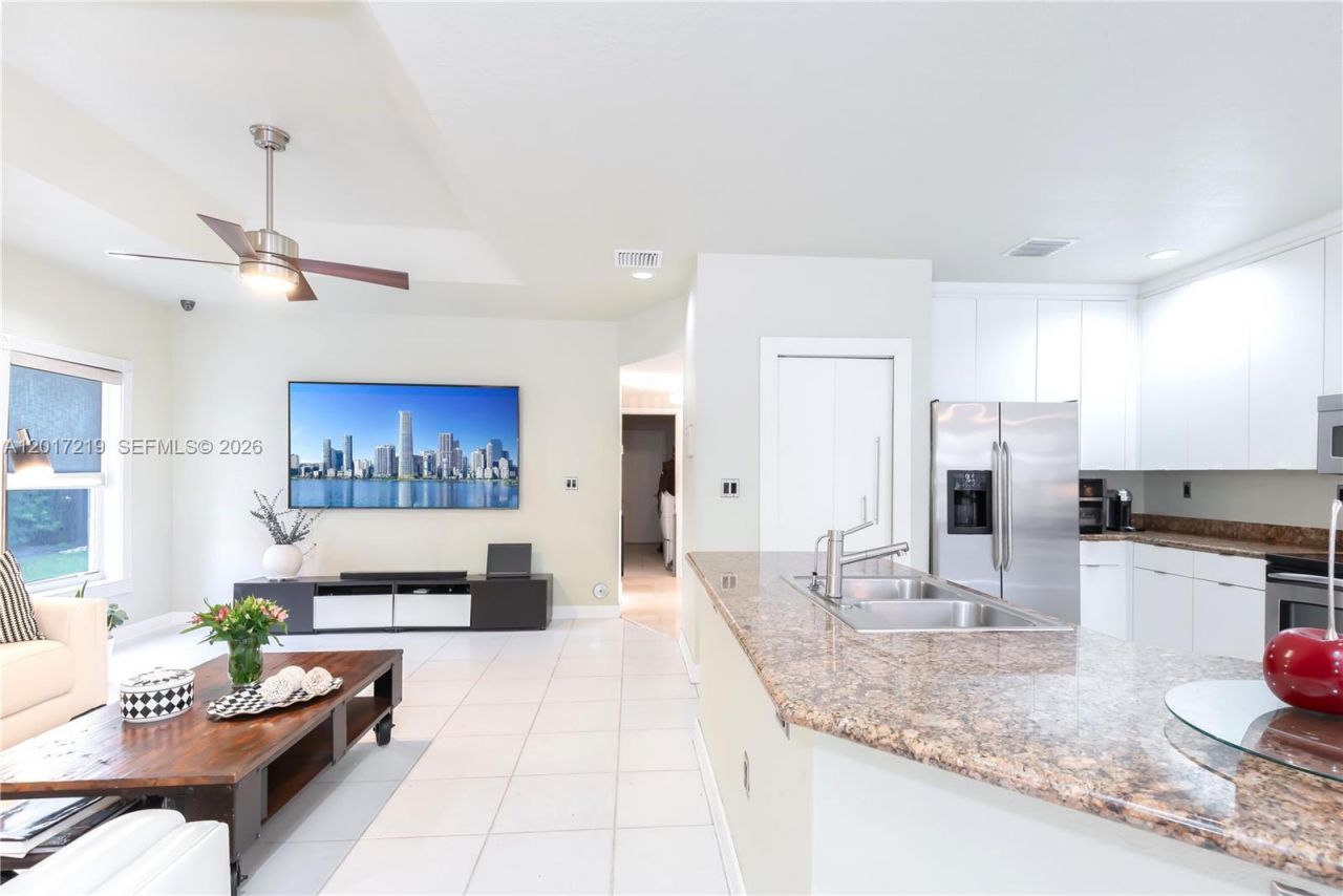 10773 NW 73rd Ter , Doral, FL 33178 Photo