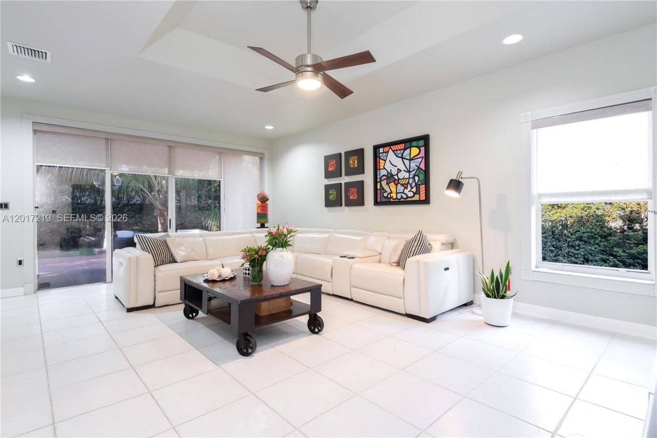 10773 NW 73rd Ter , Doral, FL 33178 Photo