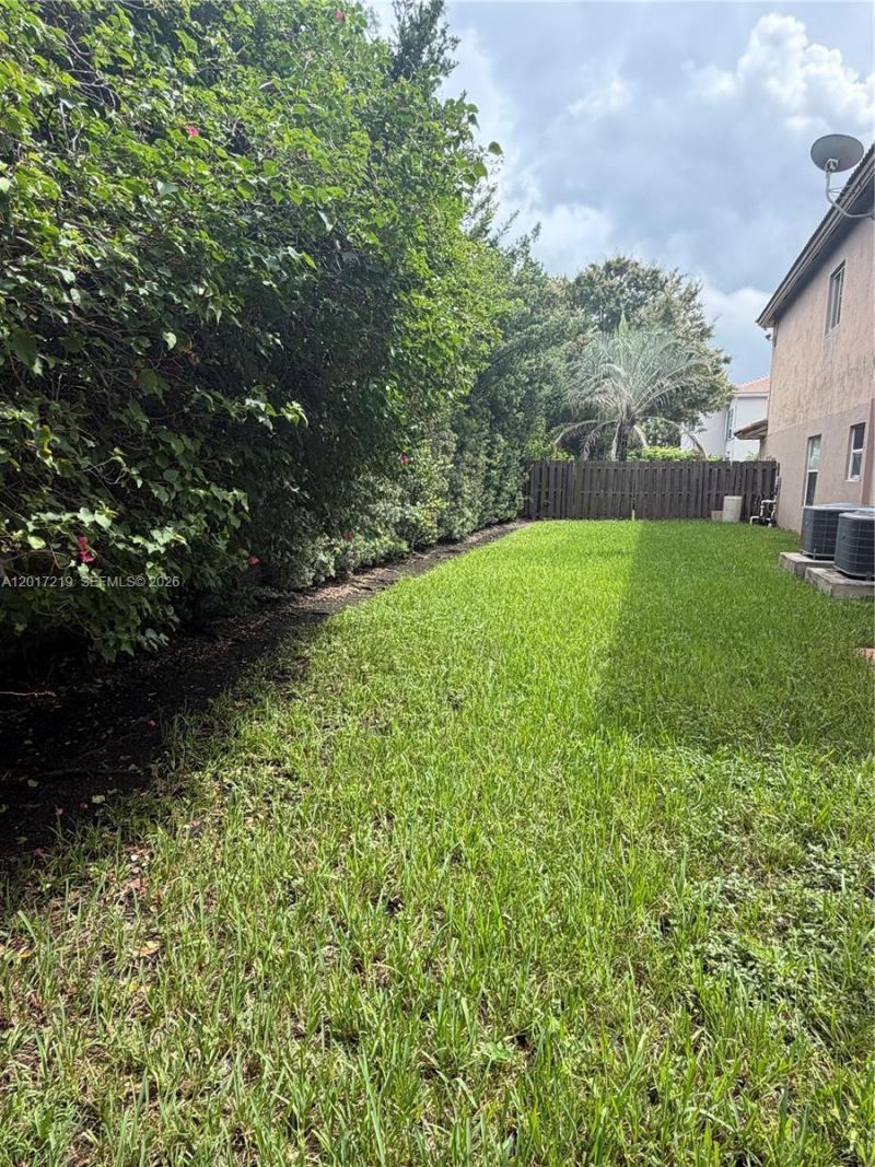 10773 NW 73rd Ter, Doral, FL 33178 Photo