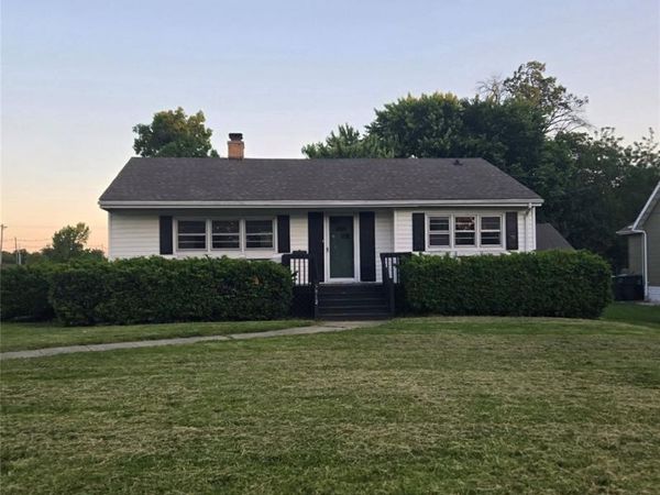 5912 N Belt W, Belleville, IL 62223