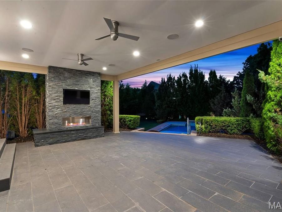 Property Image 98