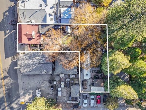 23875 Lake, Crestline, CA 92325