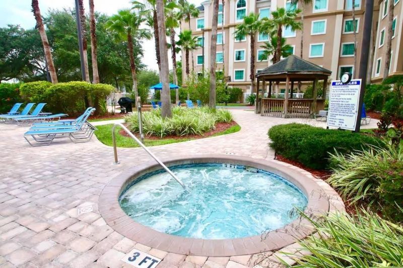 8303 Palm Parkway, Unit 208, Orlando, FL 32836 Photo