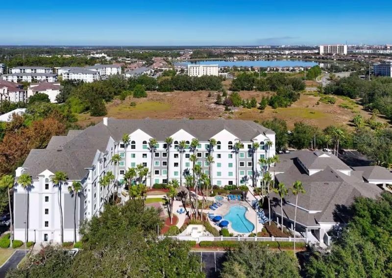 8303 Palm Parkway, Unit 208, Orlando, FL 32836 Photo