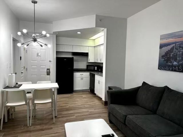 8303 Palm Parkway, Unit 208, Orlando, FL 32836 Photo