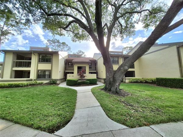 50 WOODLAKE PLACE , OLDSMAR, FL 34677