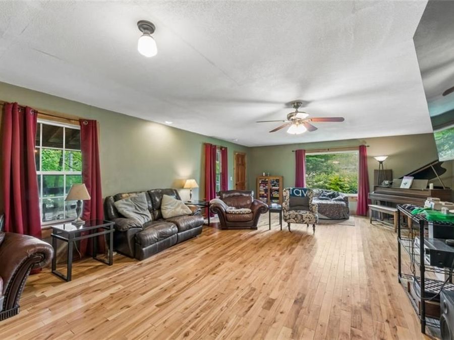 Property Image 15