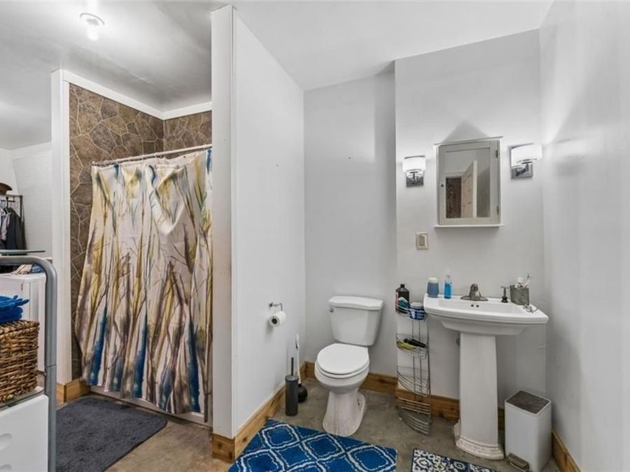 Property Image 90