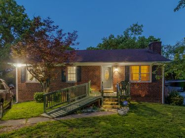 1517 Kelly Circle, Lexington, KY 40517