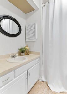 1130 Silent Harbor Court Photo 17