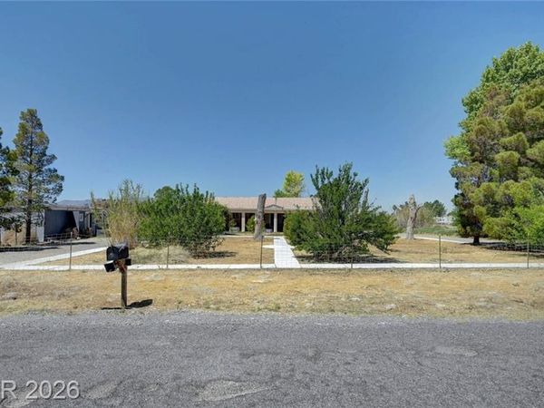 5300 S Corrine Street, Pahrump, NV 89048