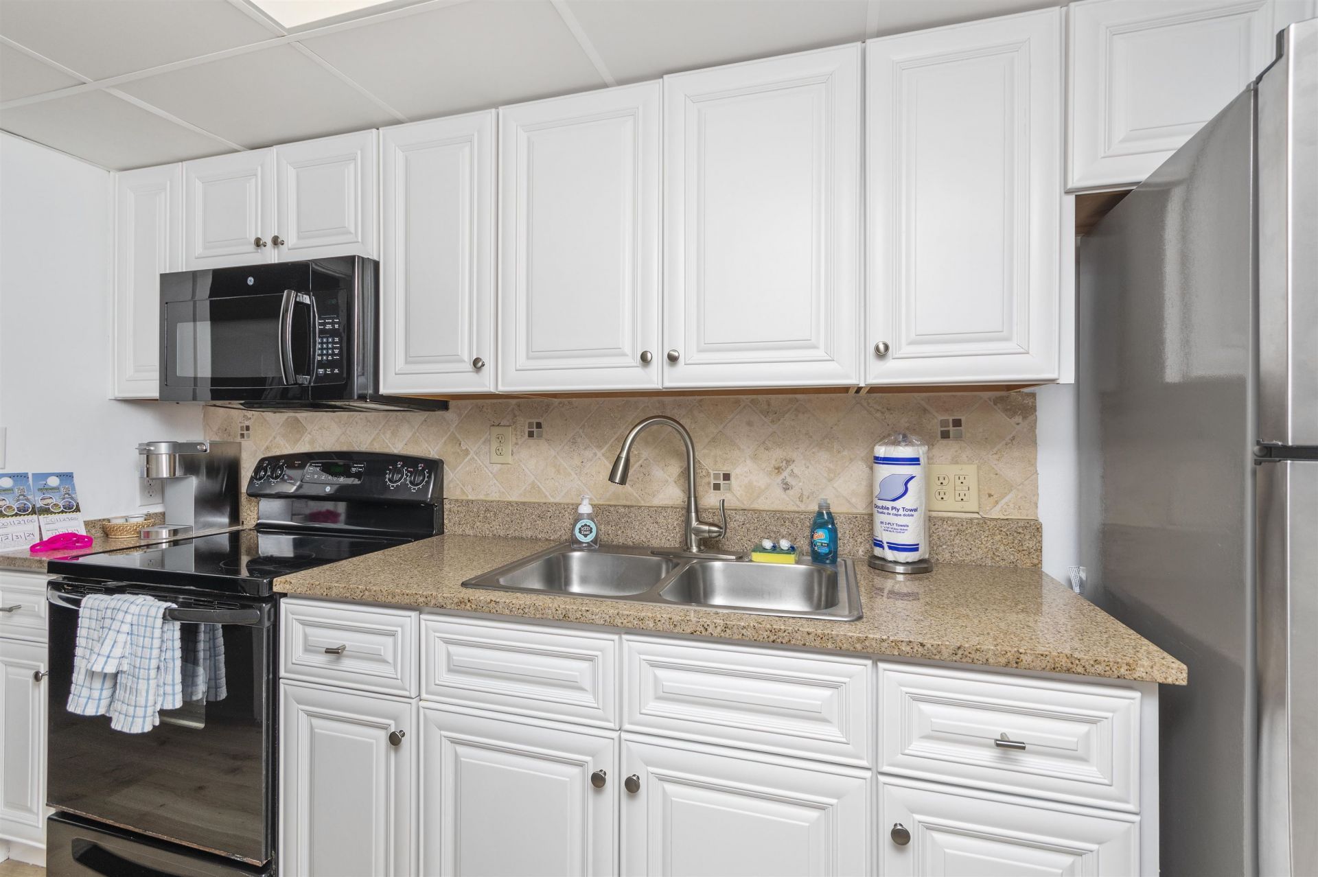 3000 N Ocean Blvd.  Photo 8