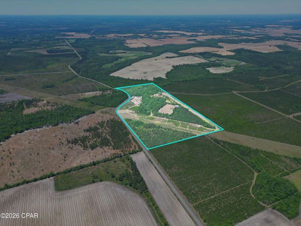 17668 Flatwoods Road , Altha, FL 32421