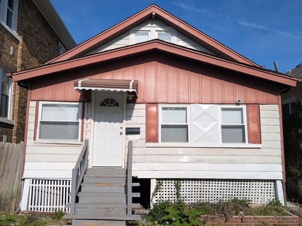 10423 S State Street , Chicago, IL 60628