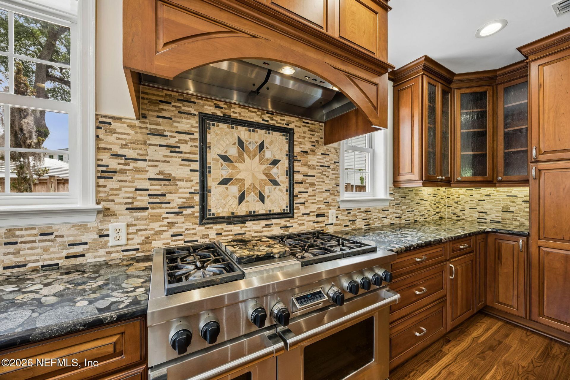 1579 Alexandria Place N, Jacksonville, FL 32207 Photo