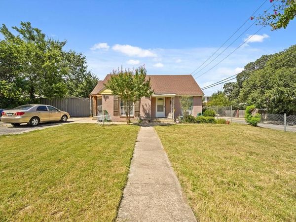 7225 Mohawk Drive , Dallas, TX 75235