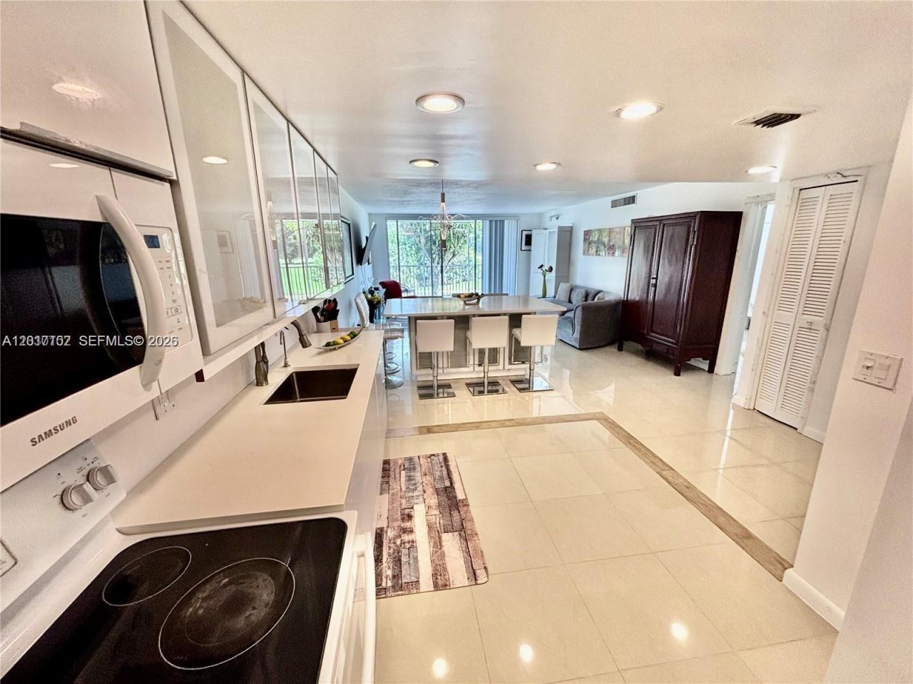 3051 S Palm Aire Dr , Unit 201, Pompano Beach, FL 33069 Photo