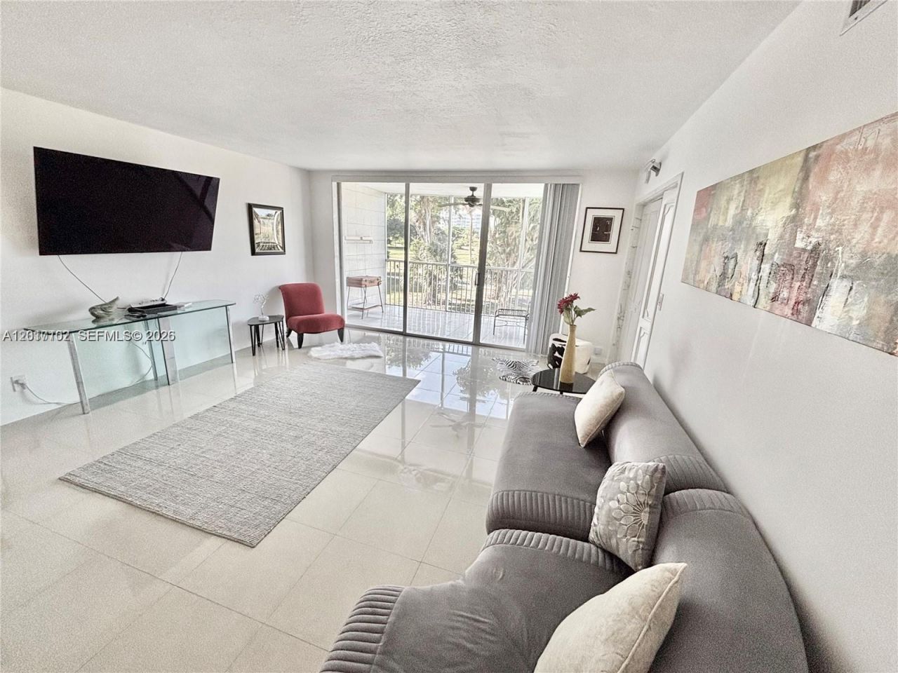 3051 S Palm Aire Dr , Unit 201, Pompano Beach, FL 33069 Photo