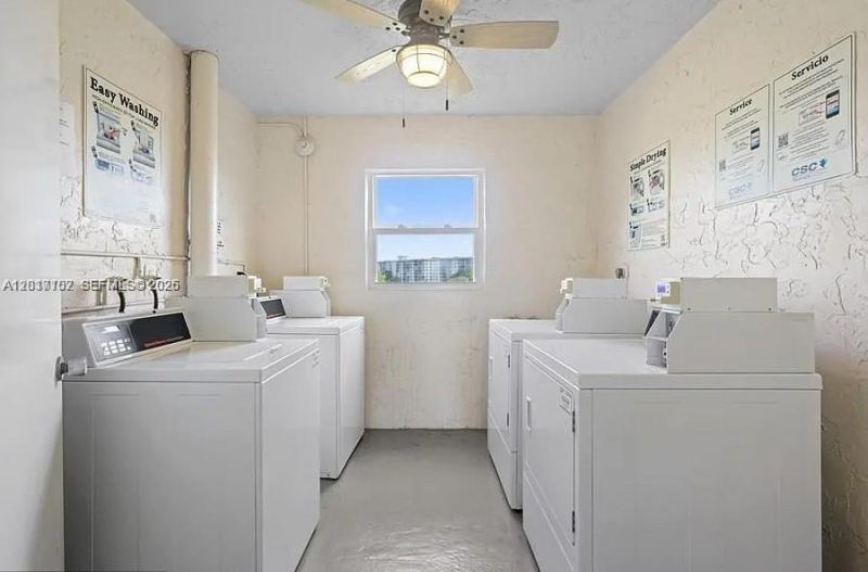 3051 S Palm Aire Dr, Unit 201, Pompano Beach, FL 33069 Photo