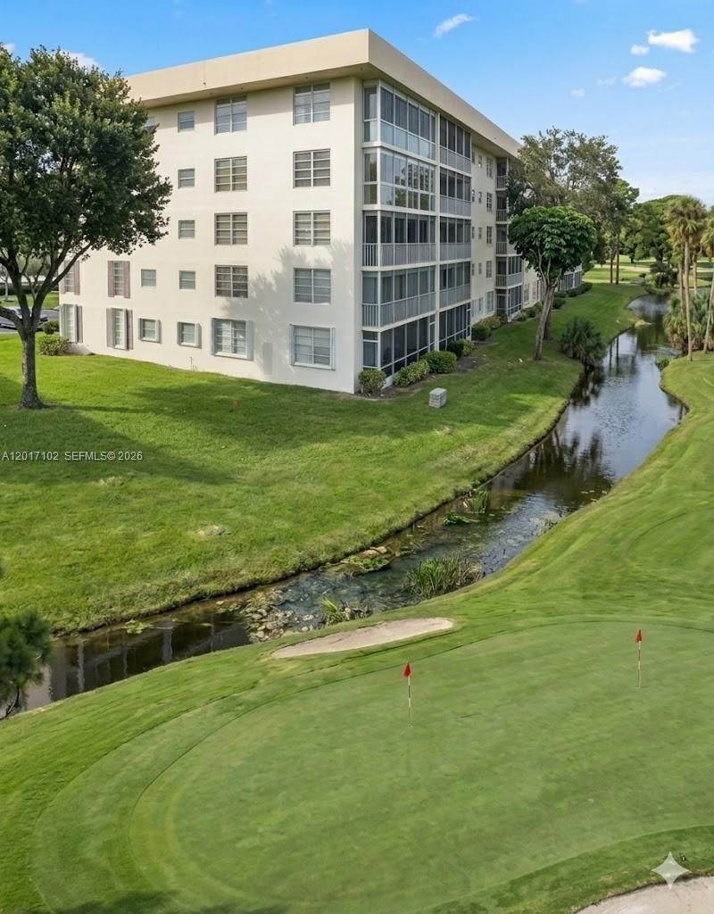 3051 S Palm Aire Dr, Unit 201, Pompano Beach, FL 33069 Photo