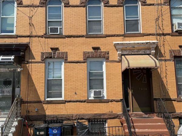 74-14 65th Street, Glendale, NY 11385