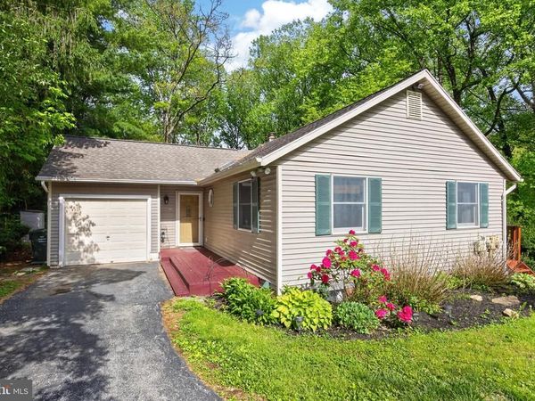 1121 VERMONT LANE, DOWNINGTOWN, PA 19335
