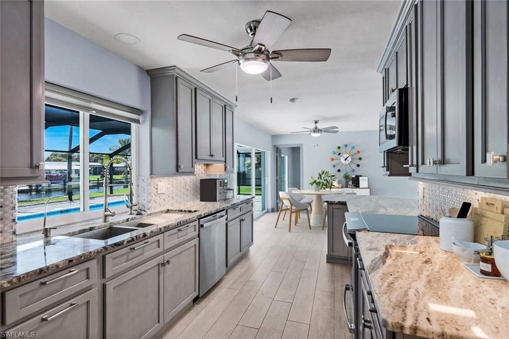 4005 SE 1st Ave , Cape Coral, FL 33904 Photo