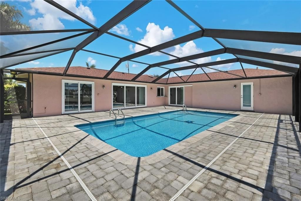4005 SE 1st Ave , Cape Coral, FL 33904 Photo