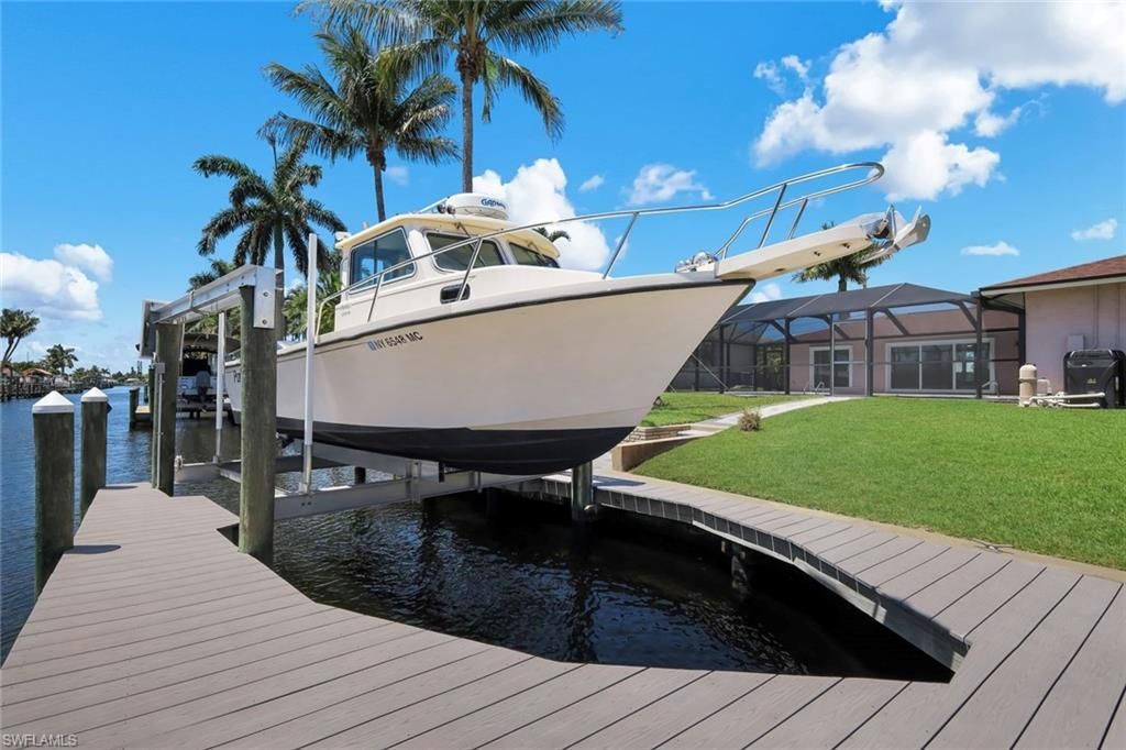 4005 SE 1st Ave , Cape Coral, FL 33904 Photo