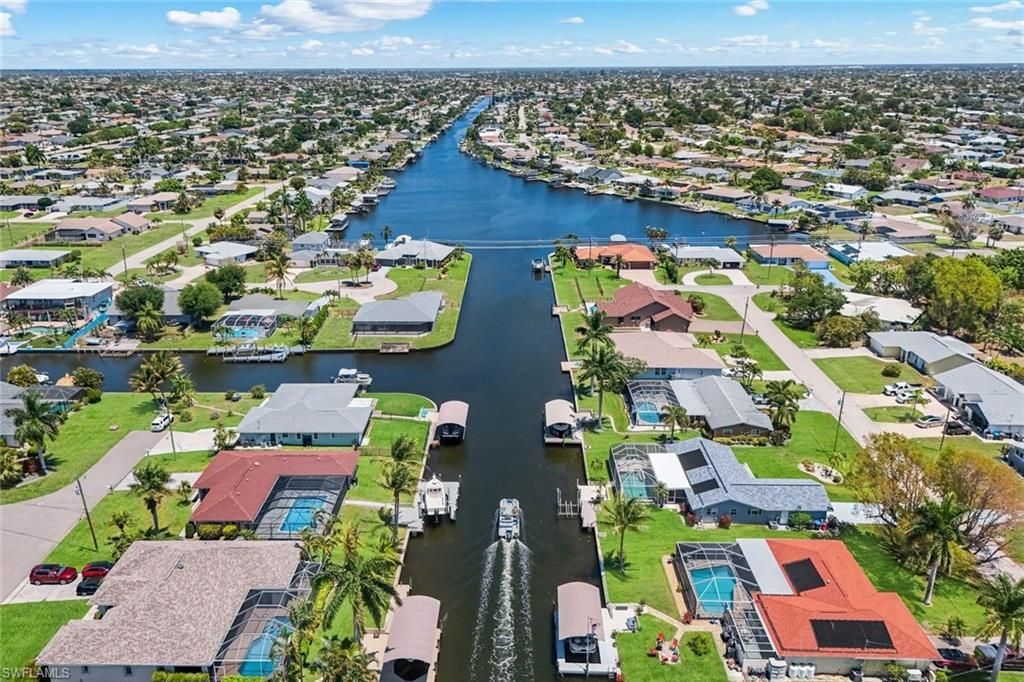 4005 SE 1st Ave , Cape Coral, FL 33904 Photo