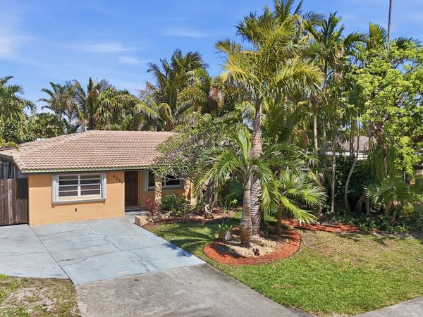 4650 NE 2nd Avenue, Oakland Park, FL 33334