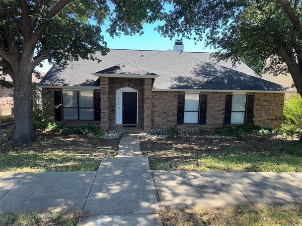 4334 Newton Street , The Colony, TX 75056