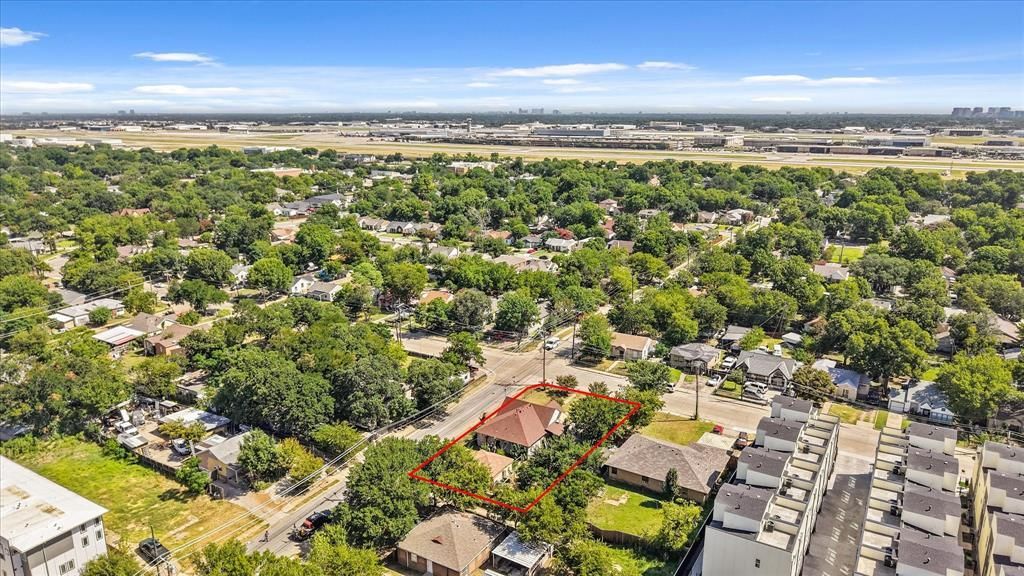 7225 Mohawk Drive, Dallas, TX 75235 Main Photo