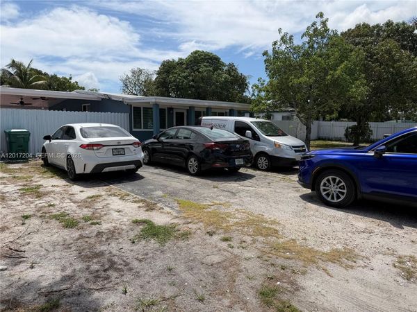12455 W Randall Park Dr , Miami, FL 33167