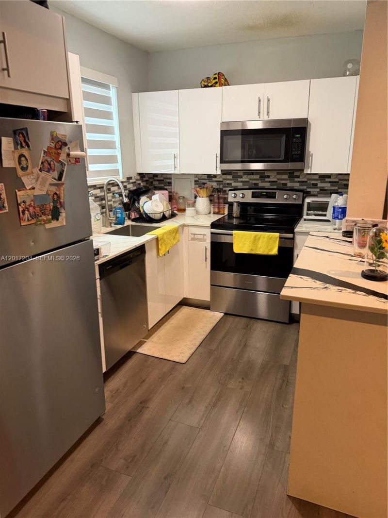 12455 W Randall Park Dr, Miami, FL 33167 Photo