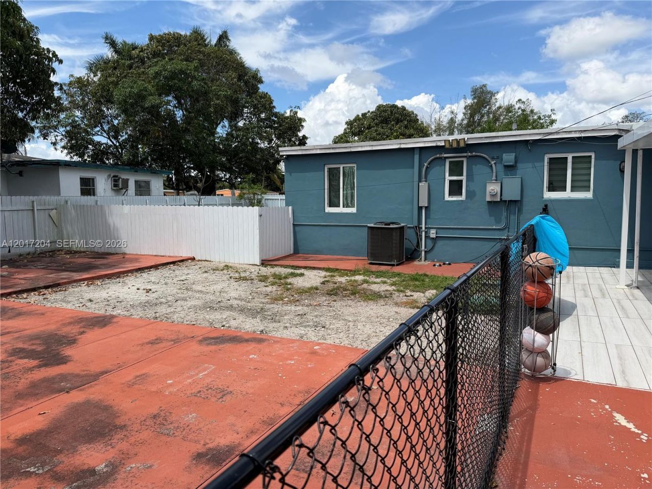 12455 W Randall Park Dr, Miami, FL 33167 Photo