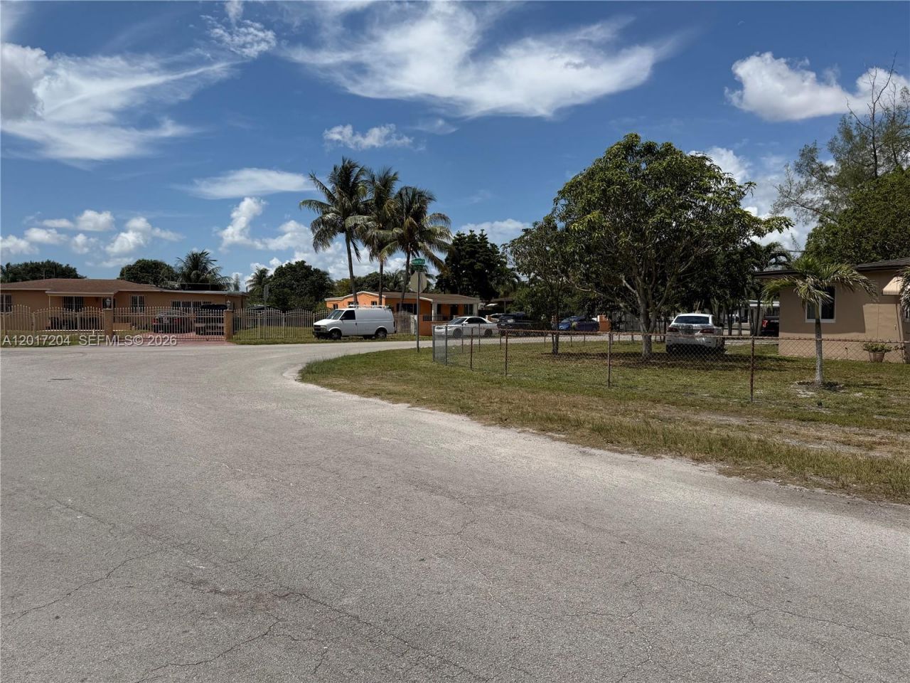12455 W Randall Park Dr, Miami, FL 33167 Photo